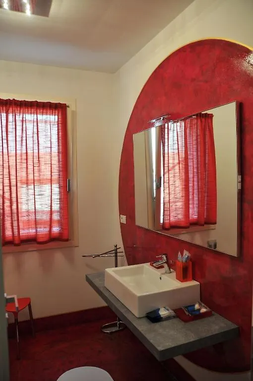 Bed & Breakfast Vieulif Moniga del Garda 3*,  Italy