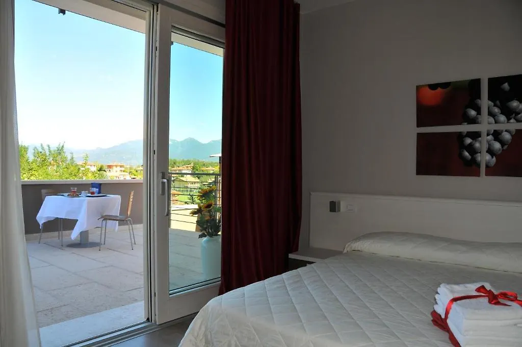 ***  Bed & Breakfast Vieulif Moniga del Garda Italy